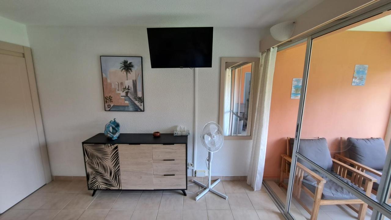 Studio Plage De L'Anse Caritan Sainte-Anne Exterior foto